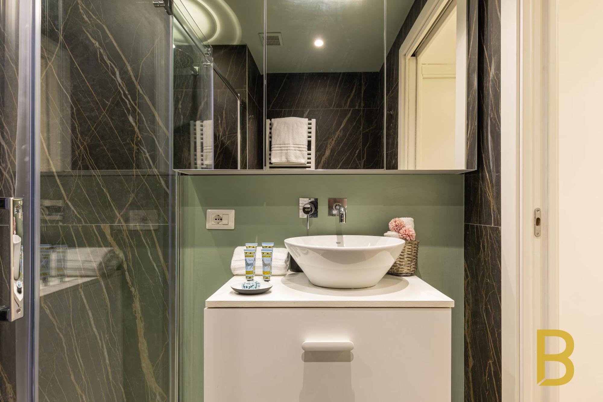 מילאנו Beplace Apartments In Caiazzo מראה חיצוני תמונה